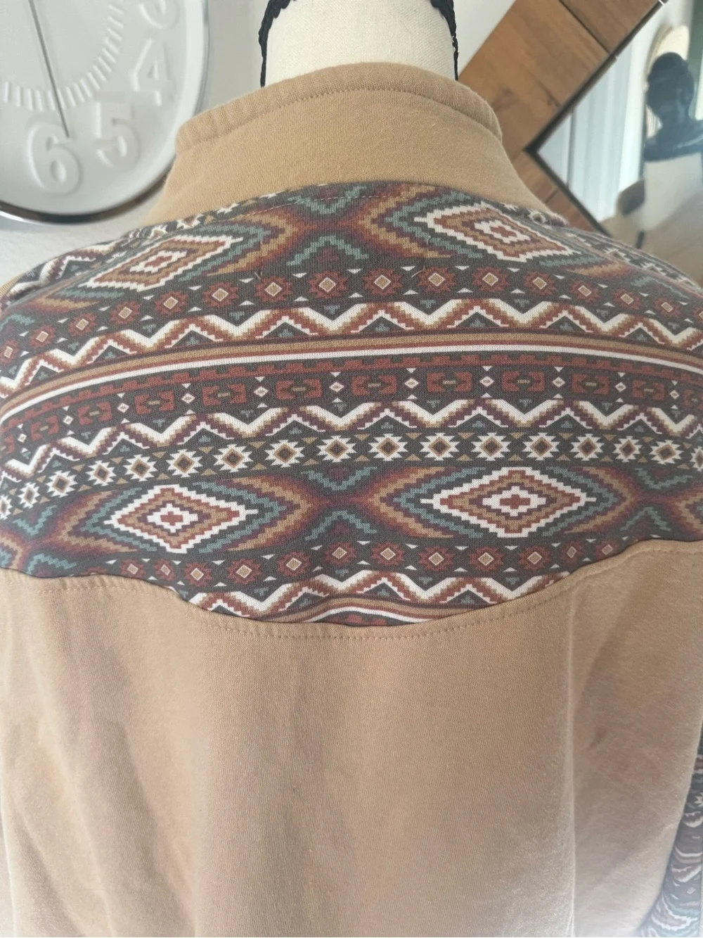 Victory Outfitters Southwestern Aztec 1/4 Zip Fleece Pullover Tan